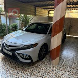 تۆیۆتا کامری